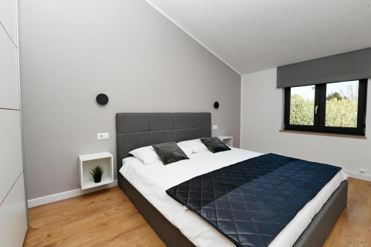 R2 Apartment By Residence Rudan Vizinada ภายนอก รูปภาพ